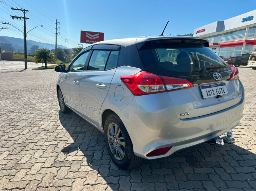 toyota etios 1.5 x plus 16v flex 4p automatico 20204