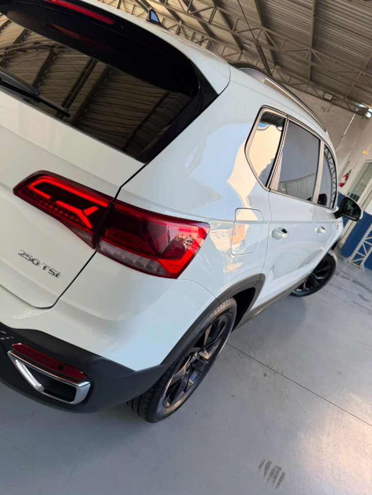 volkswagen taos 1.4 250 tsi total flex comfortline automatico 4p 20226