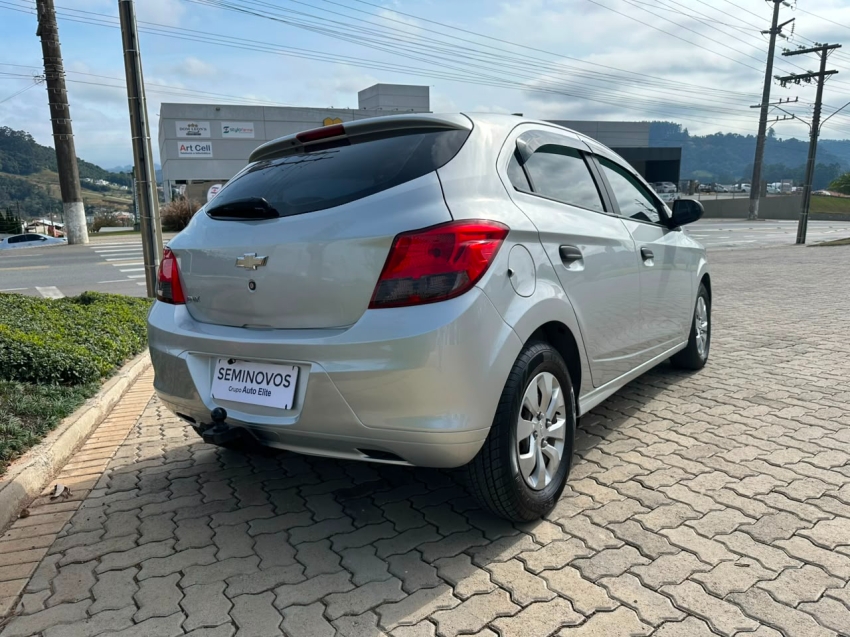 chevrolet onix 1.0 mpfi joy 8v flex 4p manual 20195