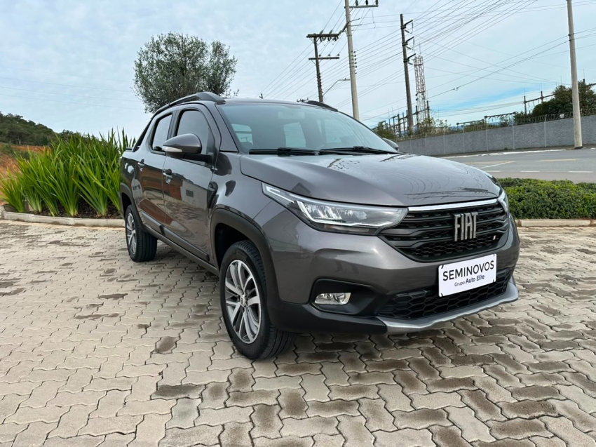 fiat strada 1.3 firefly flex volcano cd cvt 4p automatico 20243