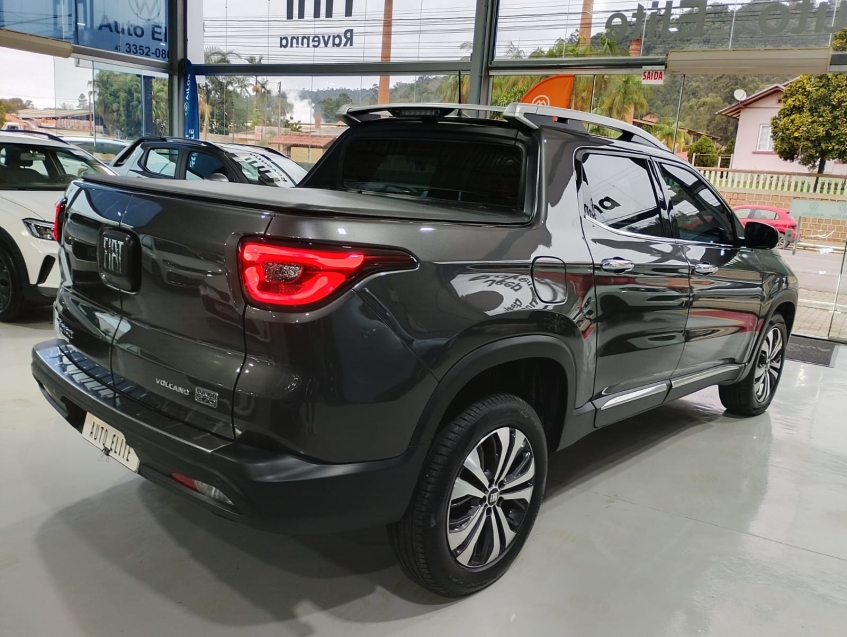 fiat toro 1.3 turbo 270 flex volcano at6 4p automatico 20233
