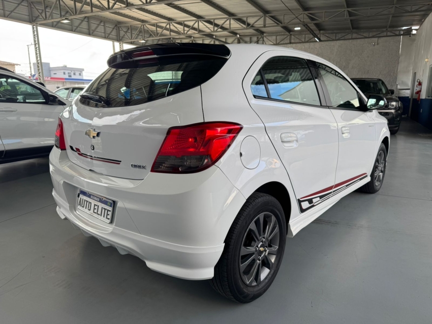chevrolet onix 1.4 mpfi effect 8v flex 4p manual 2016