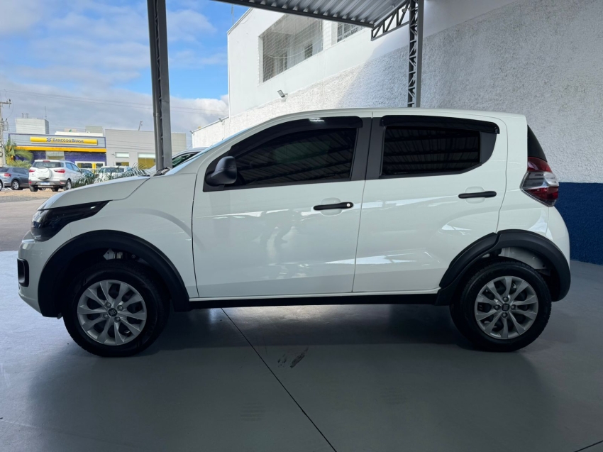 fiat mobi 1.0 evo flex like. manual 4p 2025