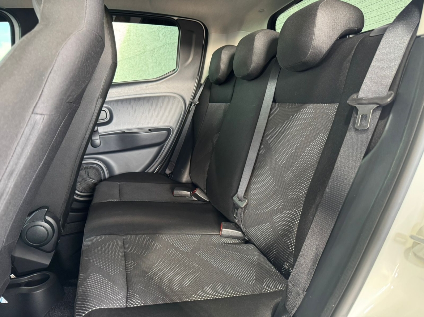 fiat mobi 1.0 evo flex like. manual 4p 2025