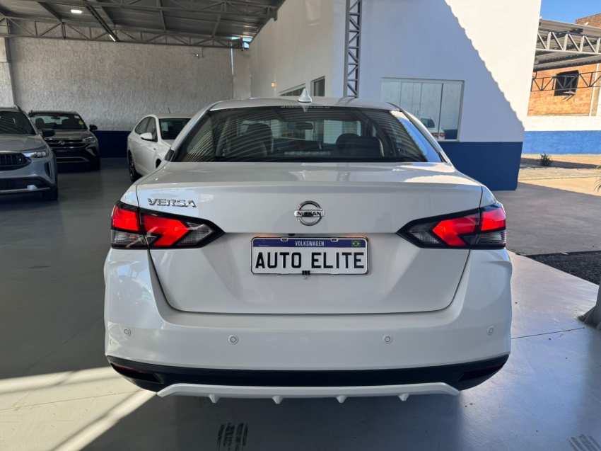 nissan versa 1.6 16v flex exclusive xtronic 4p automatico 2022
