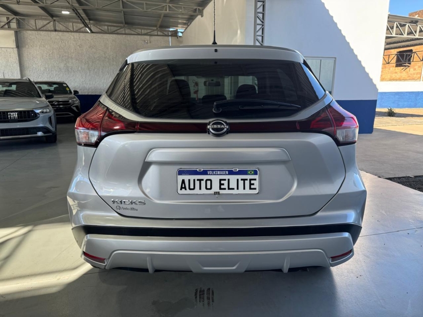 nissan kicks 1.6 16v flexstart active xtronic flex 4p automatico 2023
