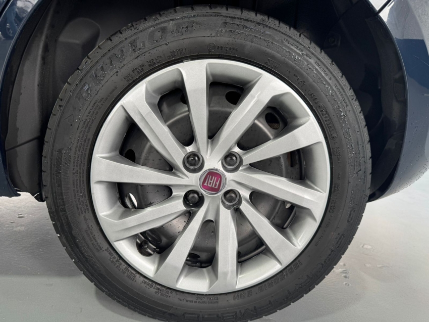 fiat palio 1.6 mpi essence 16v flex 4p automatizado semiautomatico 2014