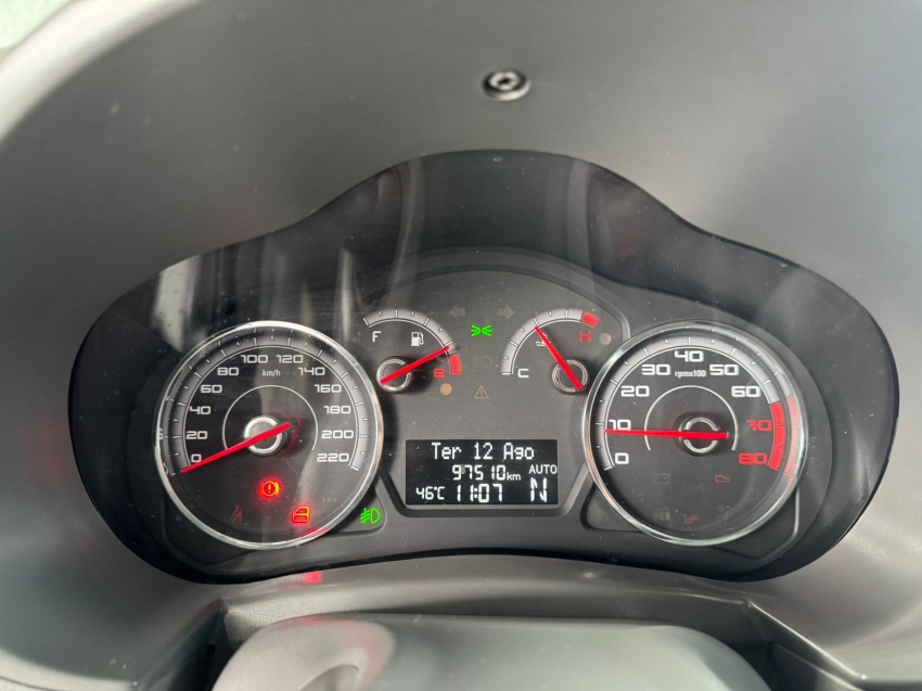 fiat palio 1.6 mpi essence 16v flex 4p automatizado semiautomatico 2014
