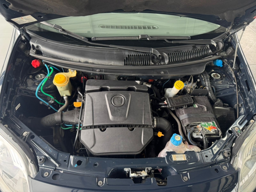 fiat palio 1.6 mpi essence 16v flex 4p automatizado semiautomatico 2014