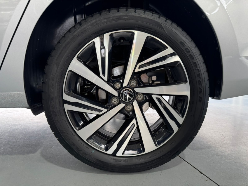 volkswagen virtus 1.0 200 tsi highline automatico flex 4p 202416