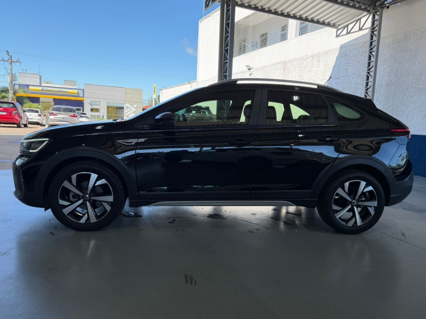 volkswagen nivus 1.0 200 tsi total flex highline automatico 4p 20242