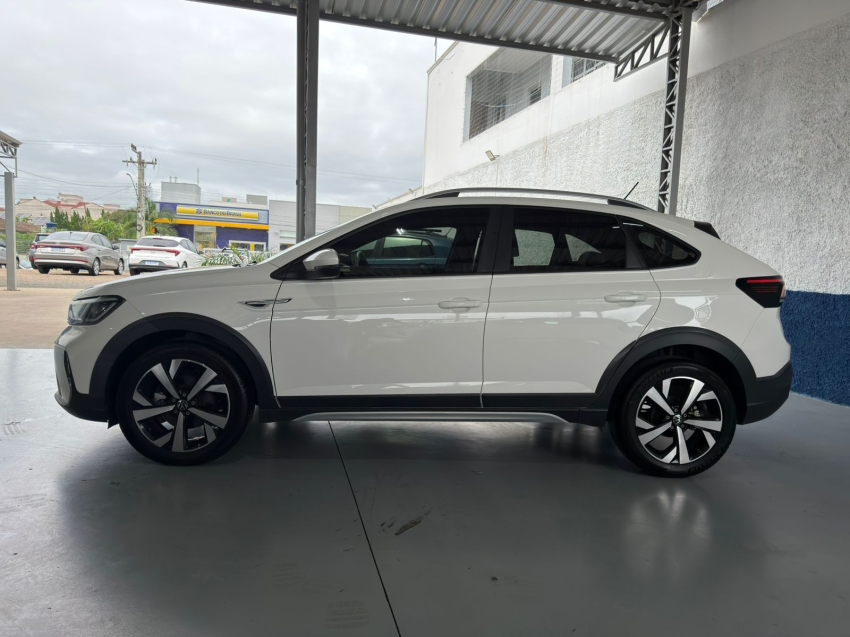 volkswagen nivus 1.0 200 tsi total flex highline automatico 4p 20214