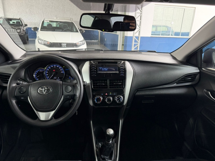toyota yaris 1.5 16v flex sedan xl manual 4p 20196