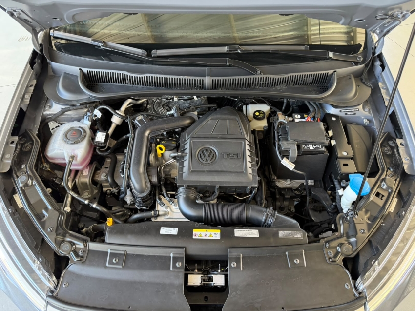 volkswagen nivus 1.0 200 tsi total flex highline automatico 4p 202515