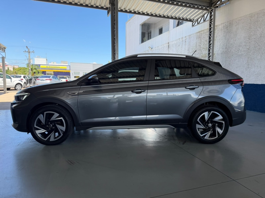 volkswagen nivus 1.0 200 tsi total flex highline automatico 4p 20252