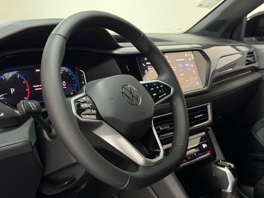 volkswagen taos 1.4 250 tsi total flex highline automatico 25/25
