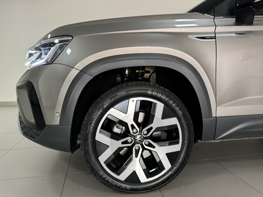 volkswagen taos 1.4 250 tsi total flex highline automatico 25/25