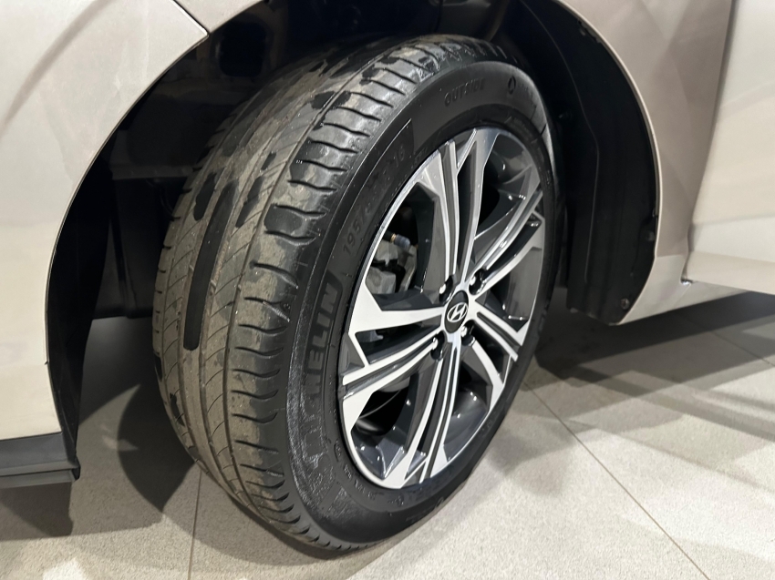 hyundai hb20s 1.0 tgdi flex comfort automatico.
