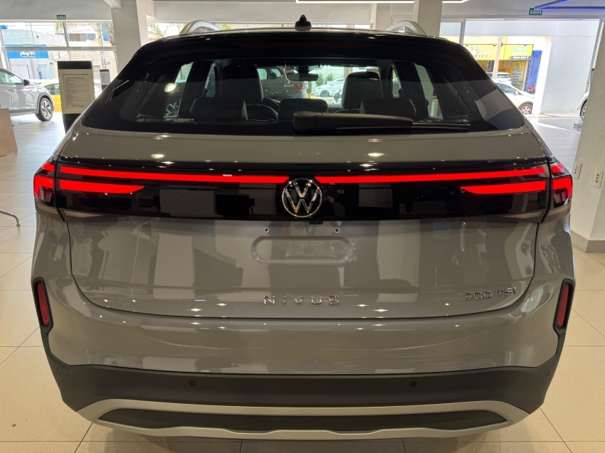 volkswagen nivus 1.0 200 tsi total flex highline automatico.