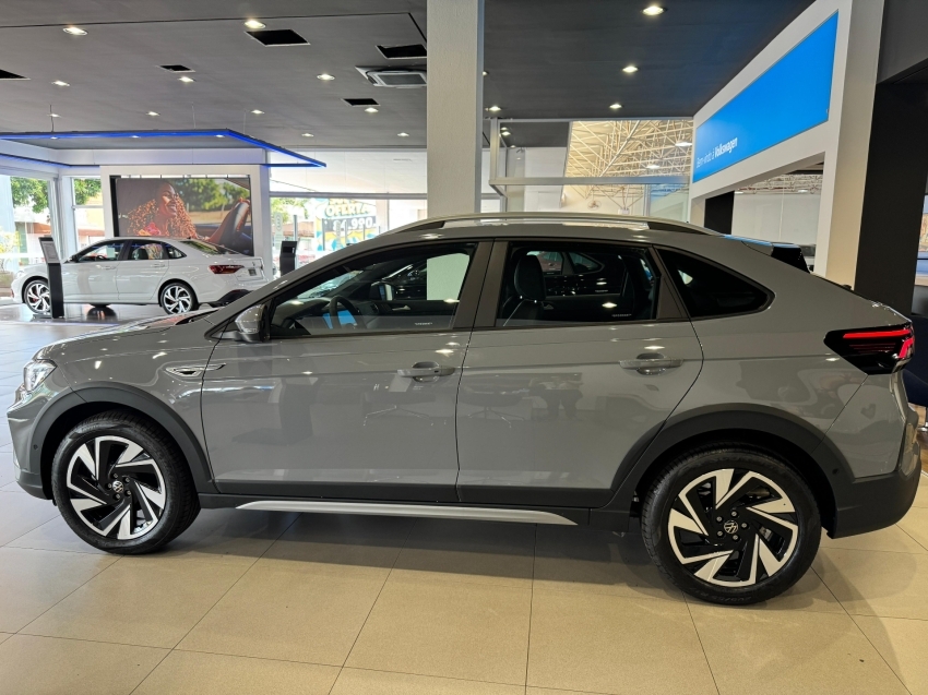 volkswagen nivus 1.0 200 tsi total flex highline automatico.