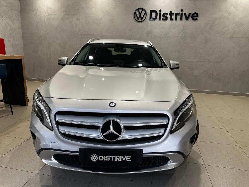 mercedes-benz gla 200 1.6 cgi advance 16v turbo flex 4p automatico.