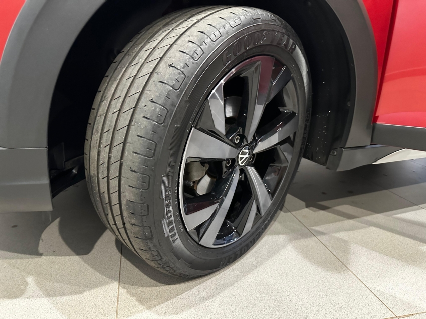 volkswagen nivus 1.0 200 tsi total flex highline automatico.