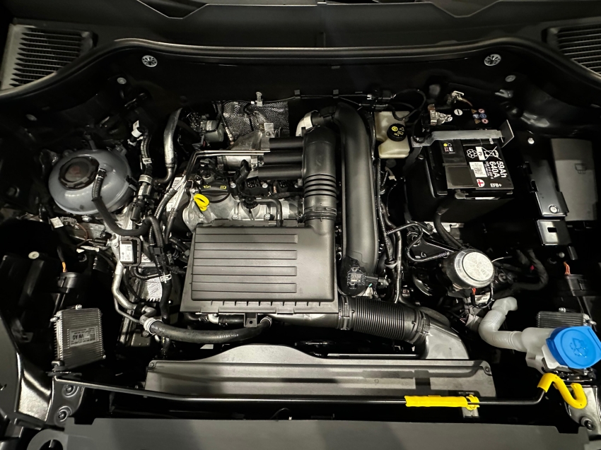 volkswagen taos 1.4 250 tsi total flex highline automatico.