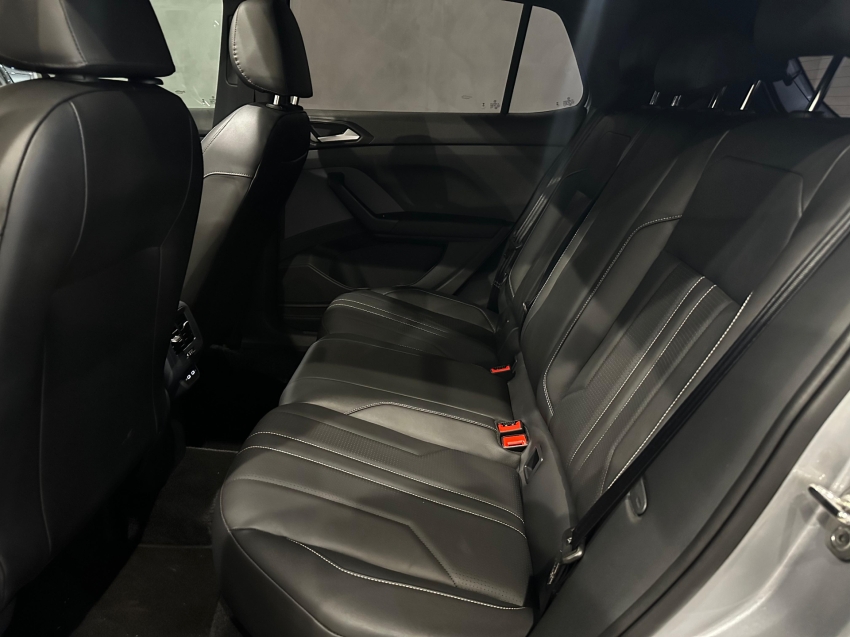 volkswagen t-cross 1.0 200 tsi total flex comfortline automatico.