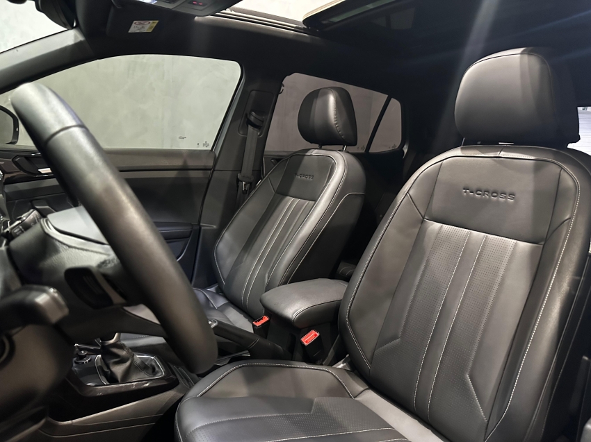 volkswagen t-cross 1.0 200 tsi total flex comfortline automatico.