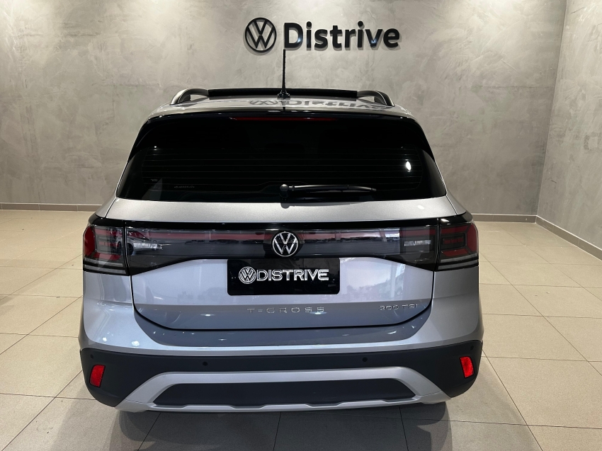 volkswagen t-cross 1.0 200 tsi total flex comfortline automatico.
