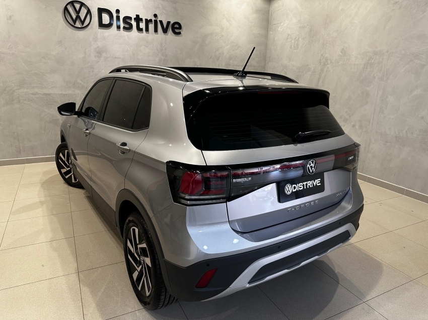 volkswagen t-cross 1.0 200 tsi total flex comfortline automatico.