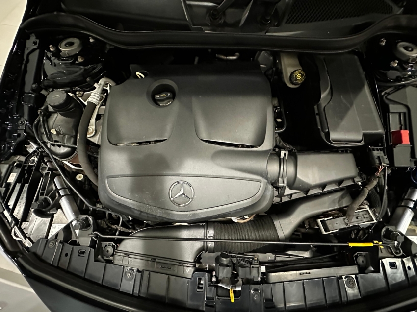 mercedes-benz gla 200 1.6 cgi flex advance 7g-dct