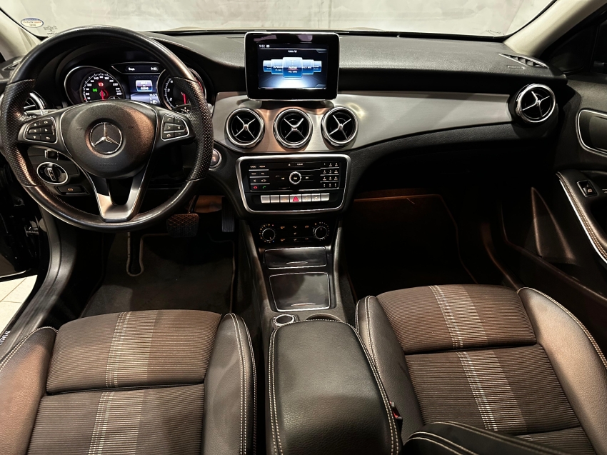 mercedes-benz gla 200 1.6 cgi flex advance 7g-dct