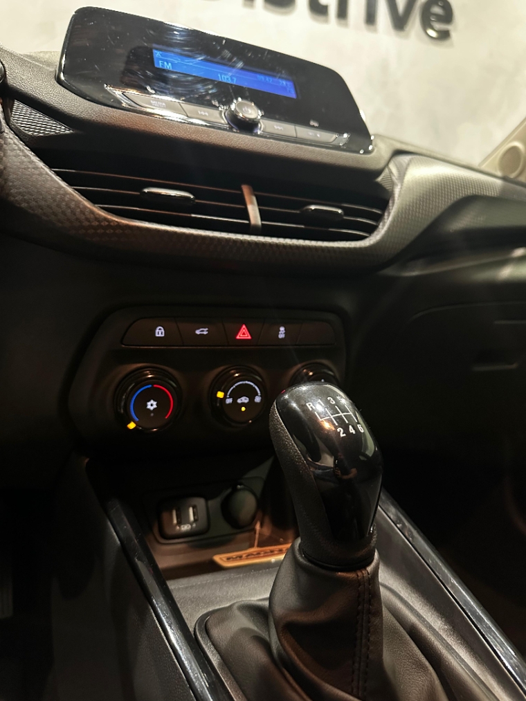 chevrolet onix 1.0 flex manual.