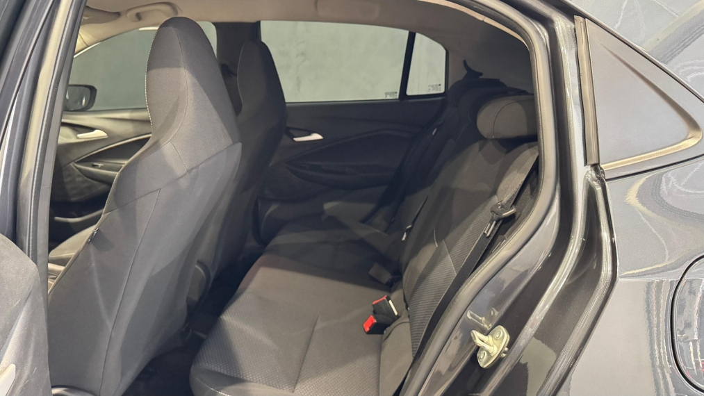chevrolet onix 1.0 flex lt manual.