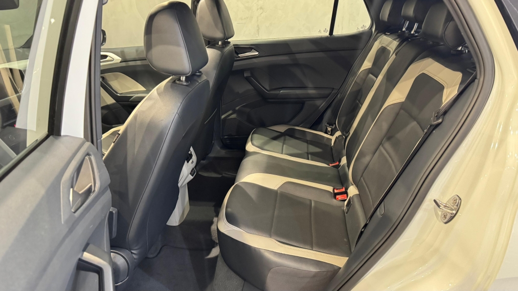 volkswagen t-cross 1.4 250 tsi total flex highline automatico.