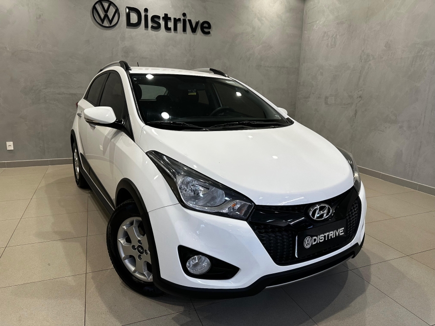 hyundai hb20x 1.6 16v style flex 4p automatico 2015 hyundai hb20x 1.6 16v style flex 4p automatico 2015