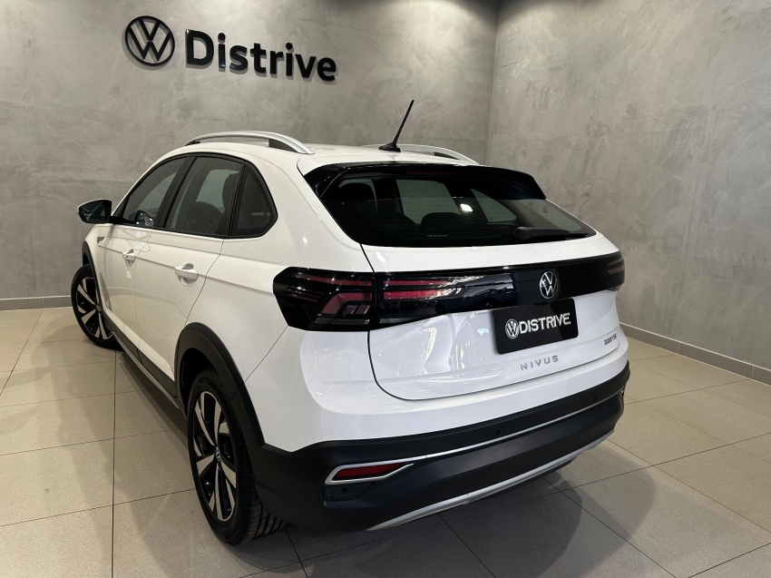 volkswagen nivus 1.0 200 tsi total flex highline automatico 4p 2024