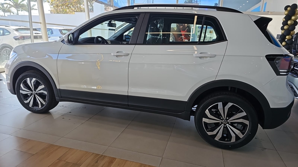 volkswagen t-cross 1.0 200 tsi total flex automatico.
