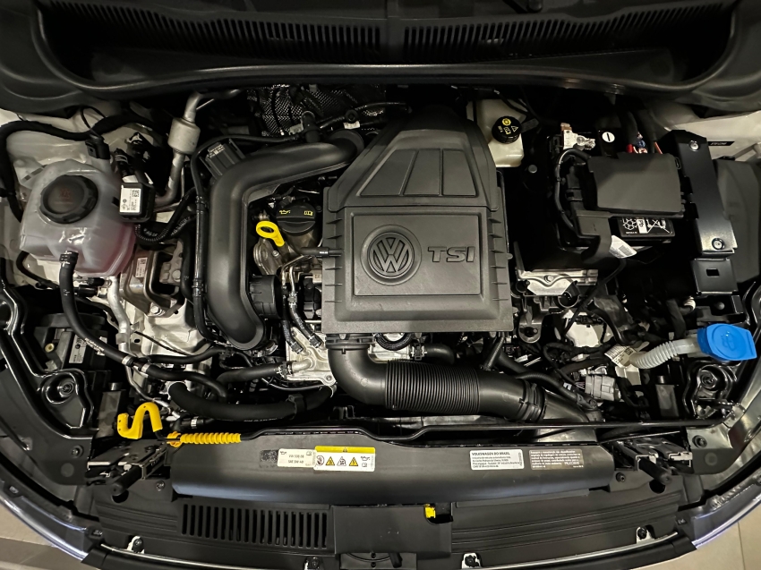 volkswagen polo 1.0 170 tsi highline automatico flex 4p 2025