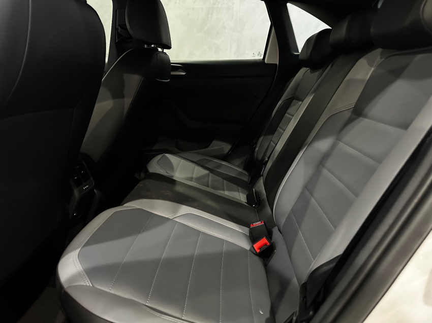 volkswagen nivus 1.0 200 tsi total flex highline automatico 4p 2023