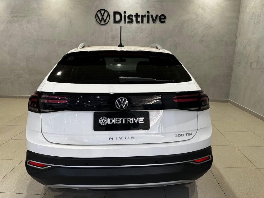 volkswagen nivus 1.0 200 tsi total flex highline automatico 4p 2023
