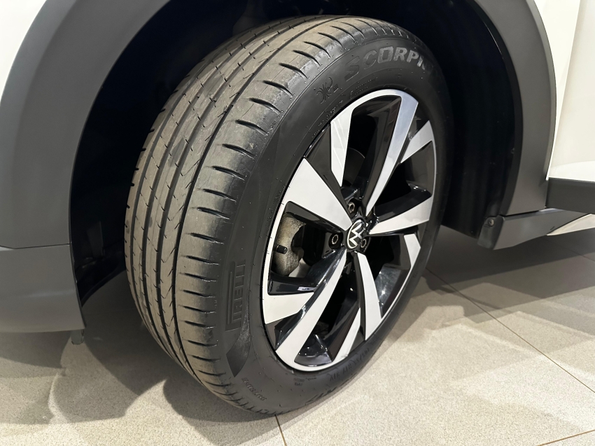 volkswagen nivus 1.0 200 tsi total flex highline automatico 4p 2023