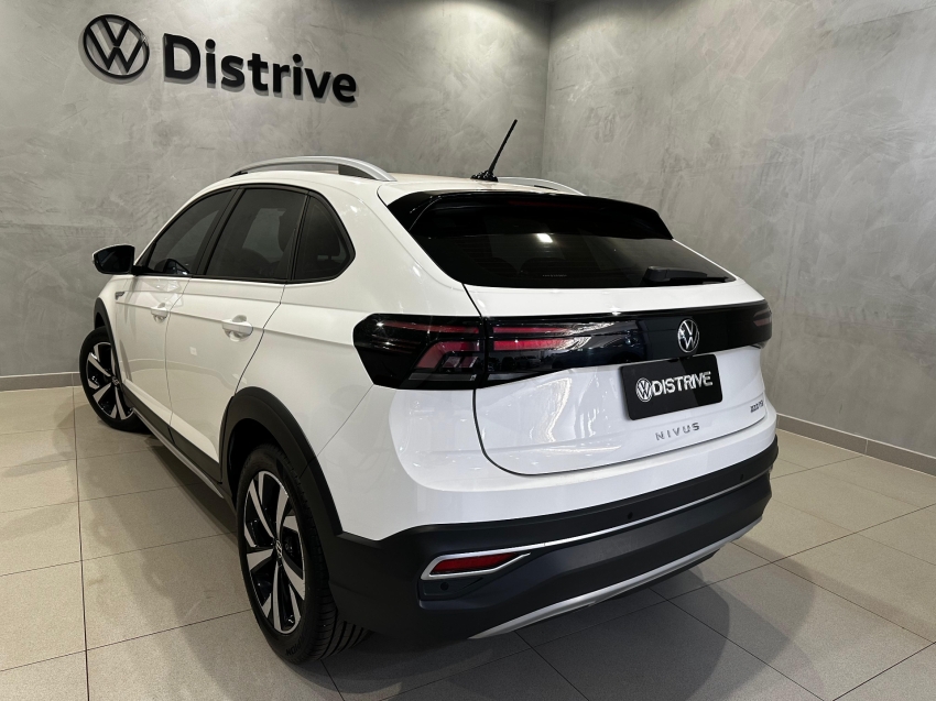 volkswagen nivus 1.0 200 tsi total flex highline automatico 4p 2023