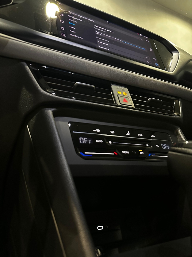 volkswagen taos 1.4 250 tsi total flex comfortline automatico 4p 2023
