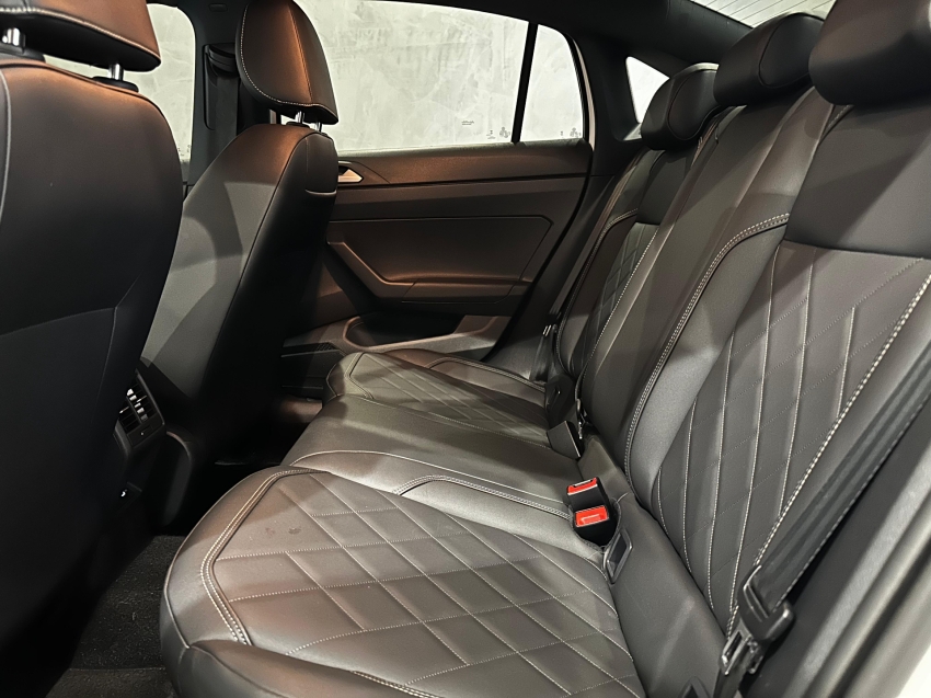 volkswagen virtus 1.4 250 tsi exclusive automatico 1.3 flex 4p 2025