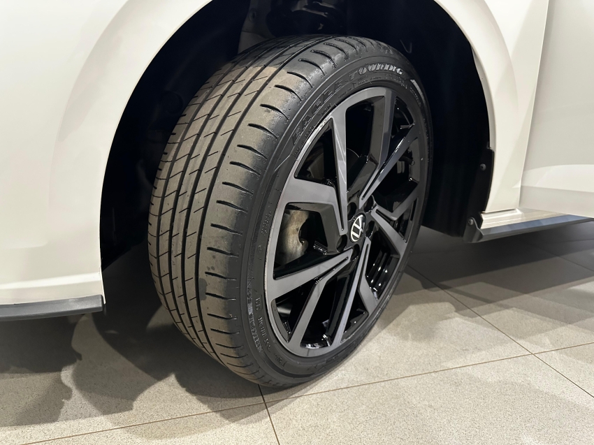 volkswagen virtus 1.4 250 tsi exclusive automatico 1.3 flex 4p 2025