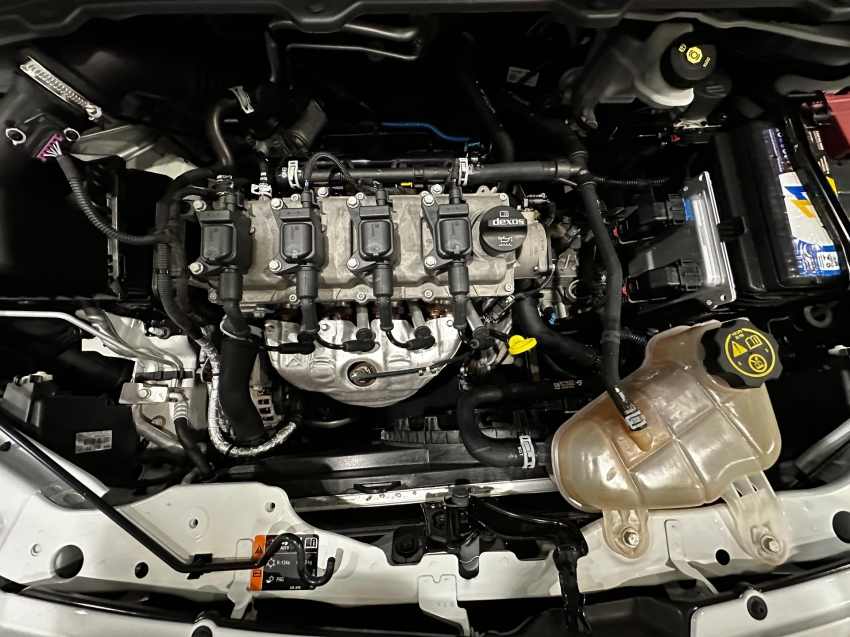 chevrolet onix 1.0 mpfi joy 8v flex 4p manual 2019