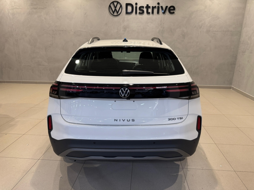 volkswagen nivus 1.0 200 tsi total flex comfortline automatico 5p 2026