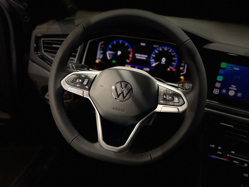volkswagen nivus 1.0 200 tsi total flex highline automatico 5p 2026